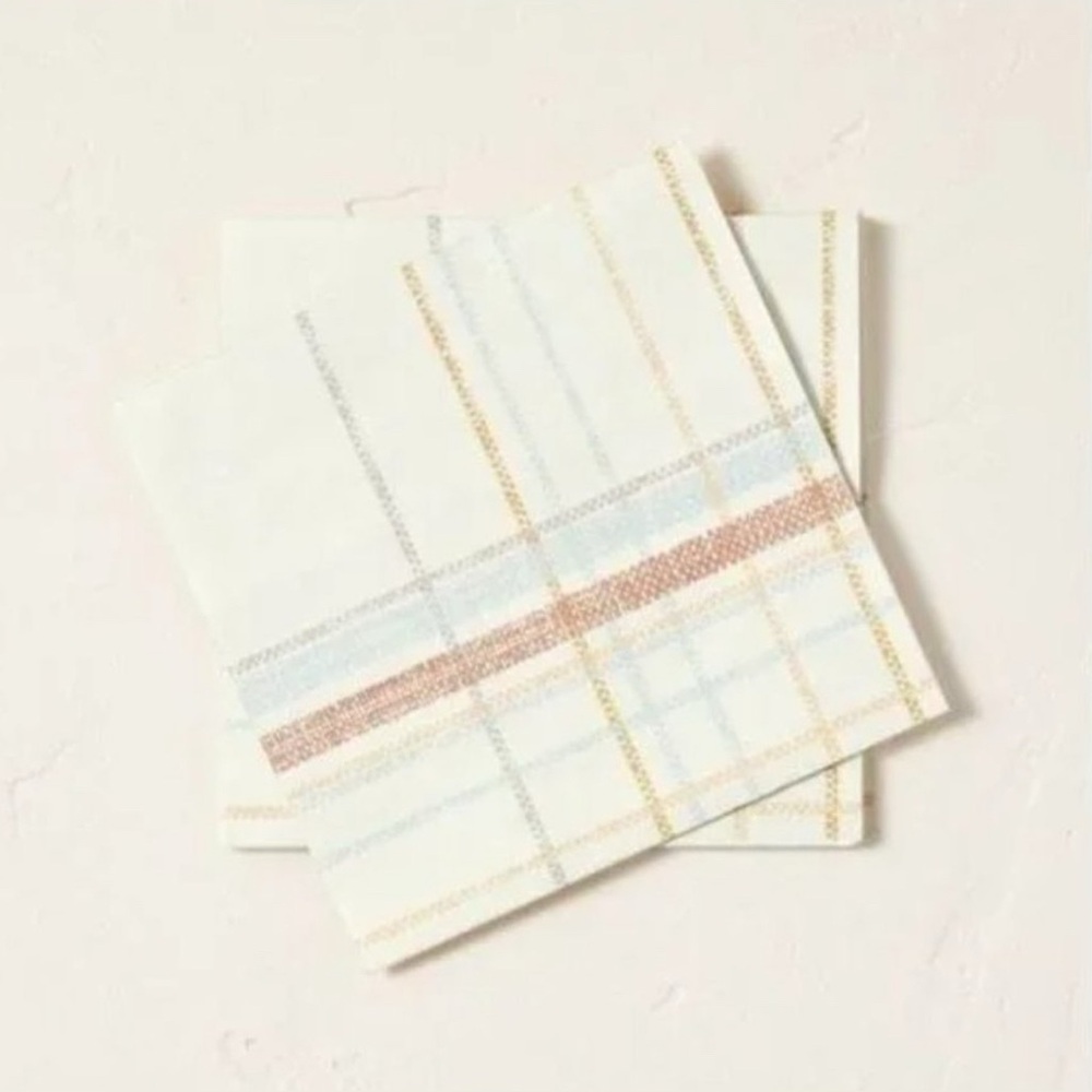 5 packs Hearth & Hand Plaid Paper Basket Food Liners Magnolia 60 TOTAL Liners